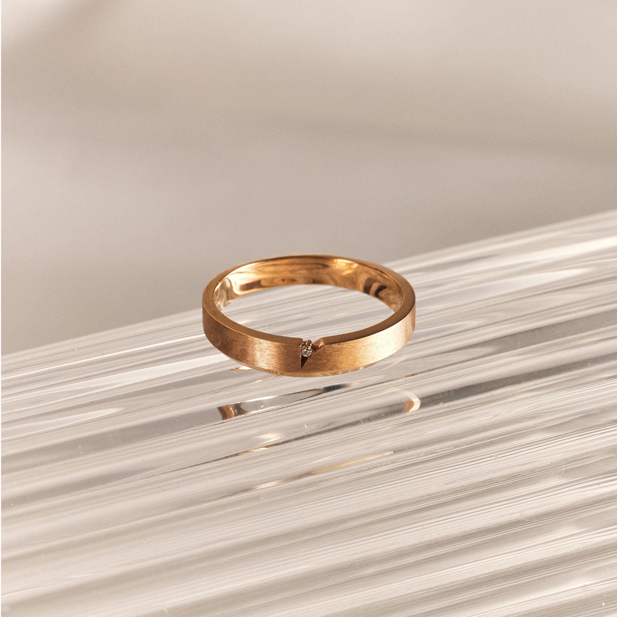 Single beveled edge diamond Ring - 14K/ 18K Gold