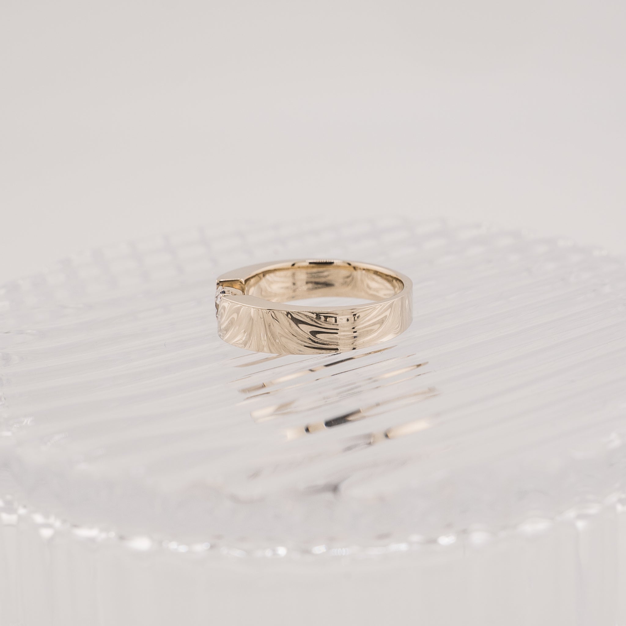 Solaris tension Ring - 14K/ 18K Gold