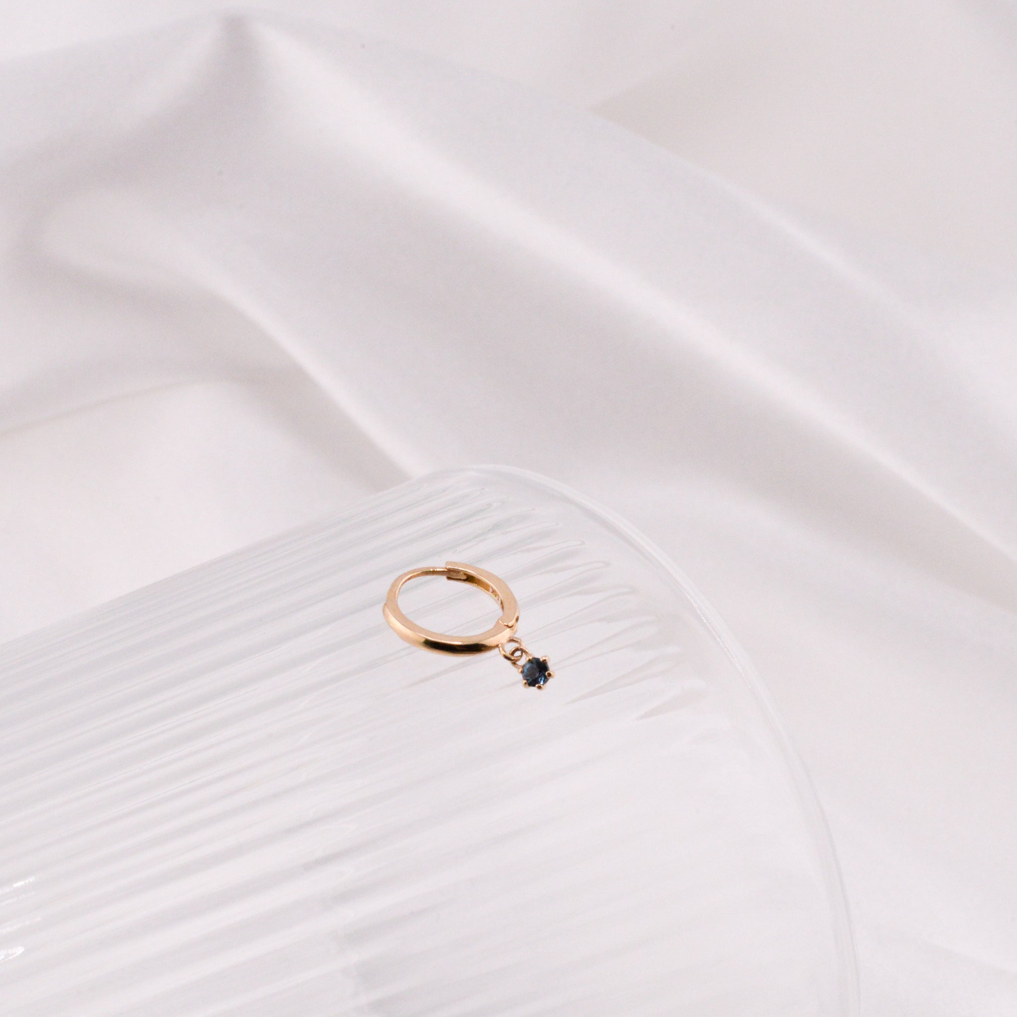 Stardust sleeper Earring (single) - 14K/ 18K Gold