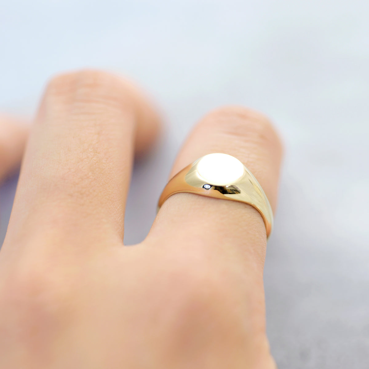 Dainty signet Ring - Silver – Her Banana
