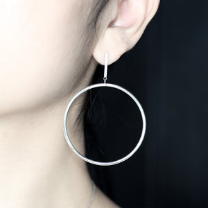 Bold circle Earrings - HerBanana